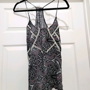 V back tank